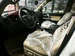 تۆیۆتا لاند کروزەر